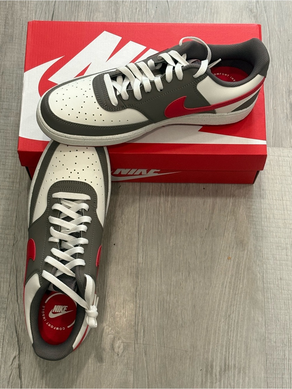 Nike Men’s Low-Top Sneakers - White/Gray with Red Swoosh. BNWT size 10 AT-7/48